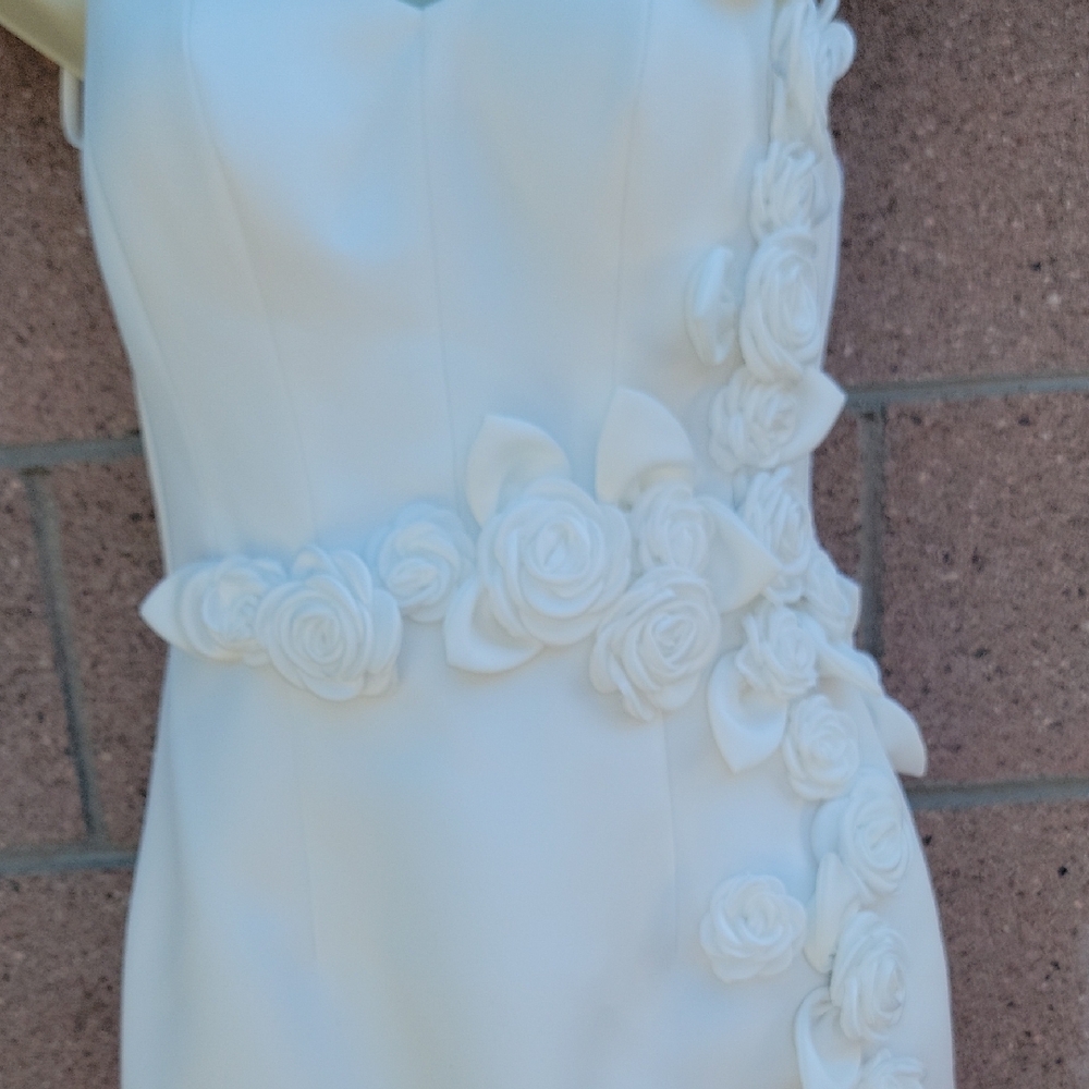 Terani Couture White Rose Embellished Mini Dress Size 4 - Picture 8 of 14